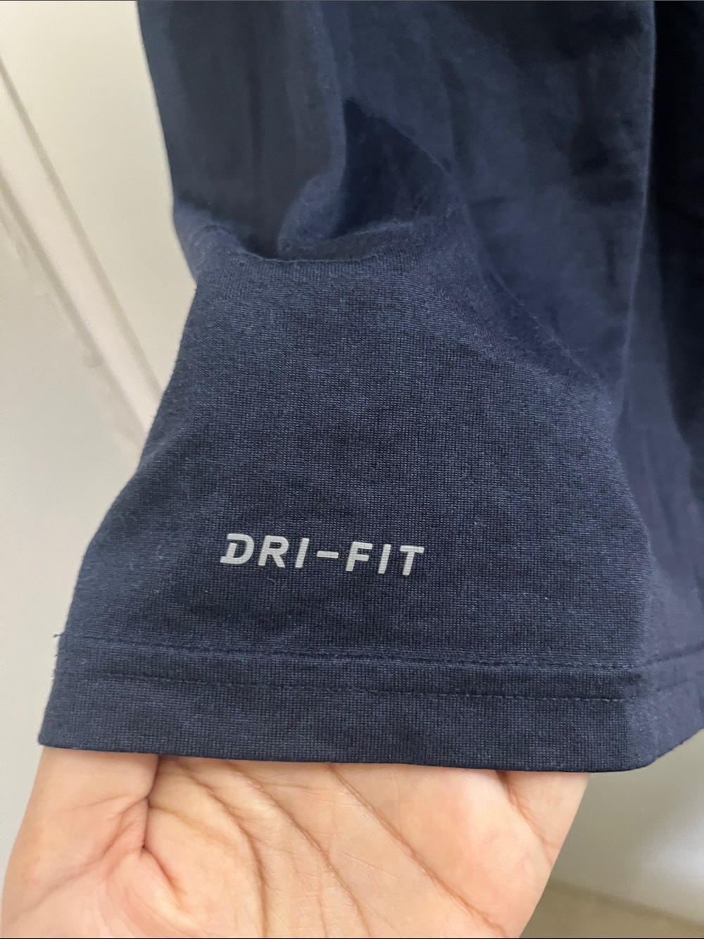 Nike Men’s Dri-FIT Short Sleeve Tee — Dark Navy with White Swoosh - Picture 3 of 6